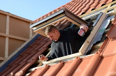 Pose de fenêtres de toit Velux à Donneville